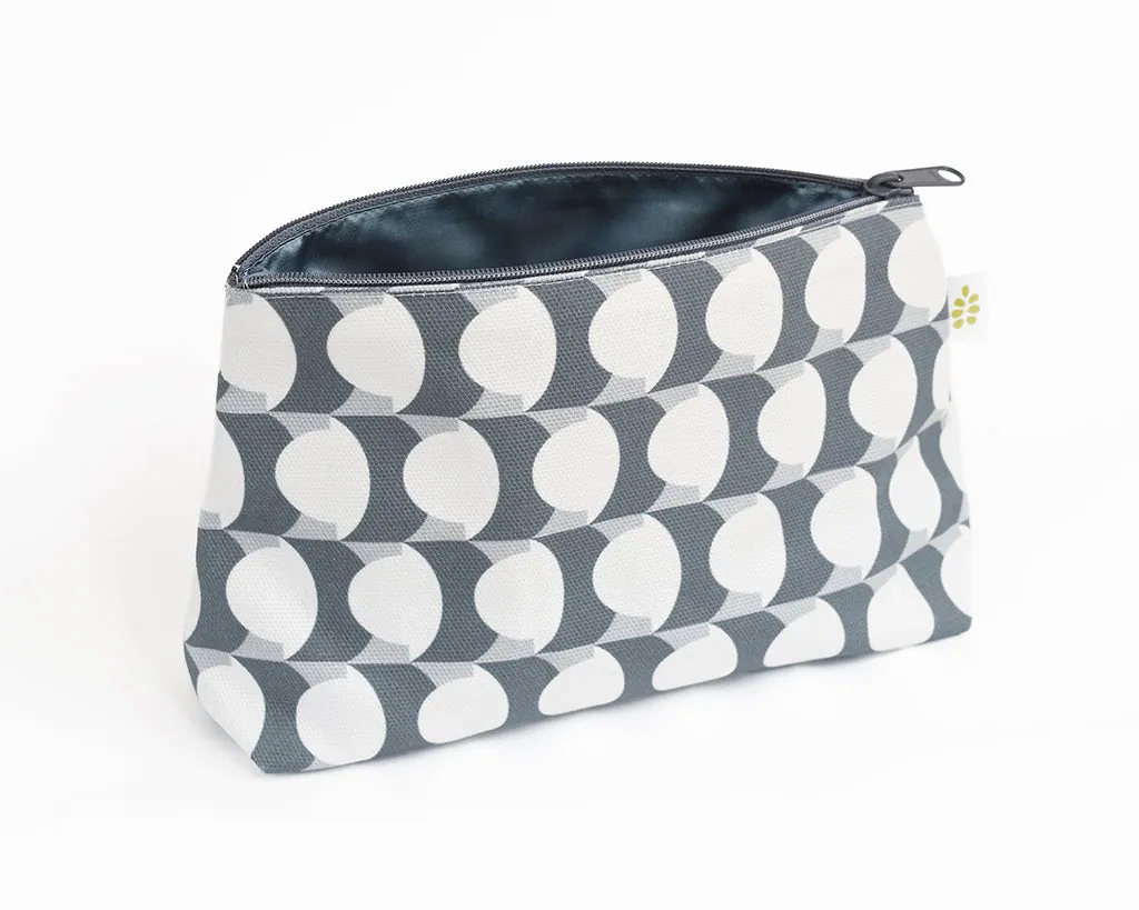 Hercule Zipper Pouch – Steel Grey (10" x 6" x 3")