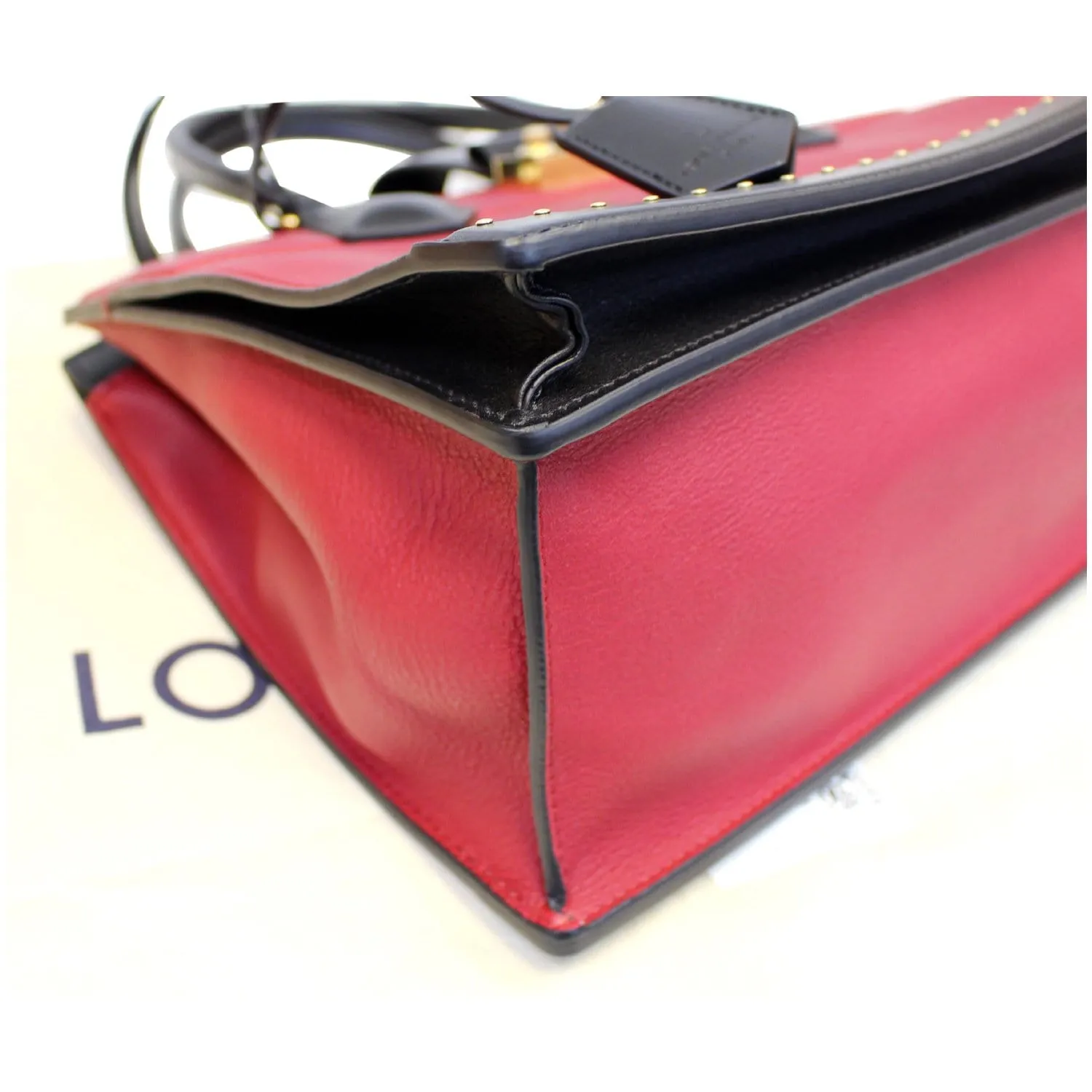 LOUIS VUITTON Cour Marly MM Calfskin Leather Shoulder Bag Rouge