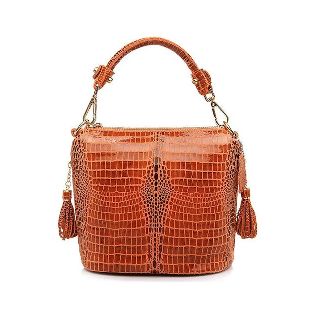 <bold>Bucket / Tote Bag <br>Genuine-Leather