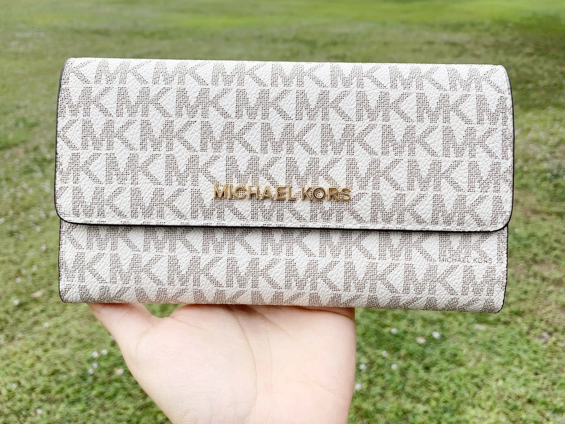 Michael Kors Jet Set Travel PVC Large Trifold Wallet Vanilla MK