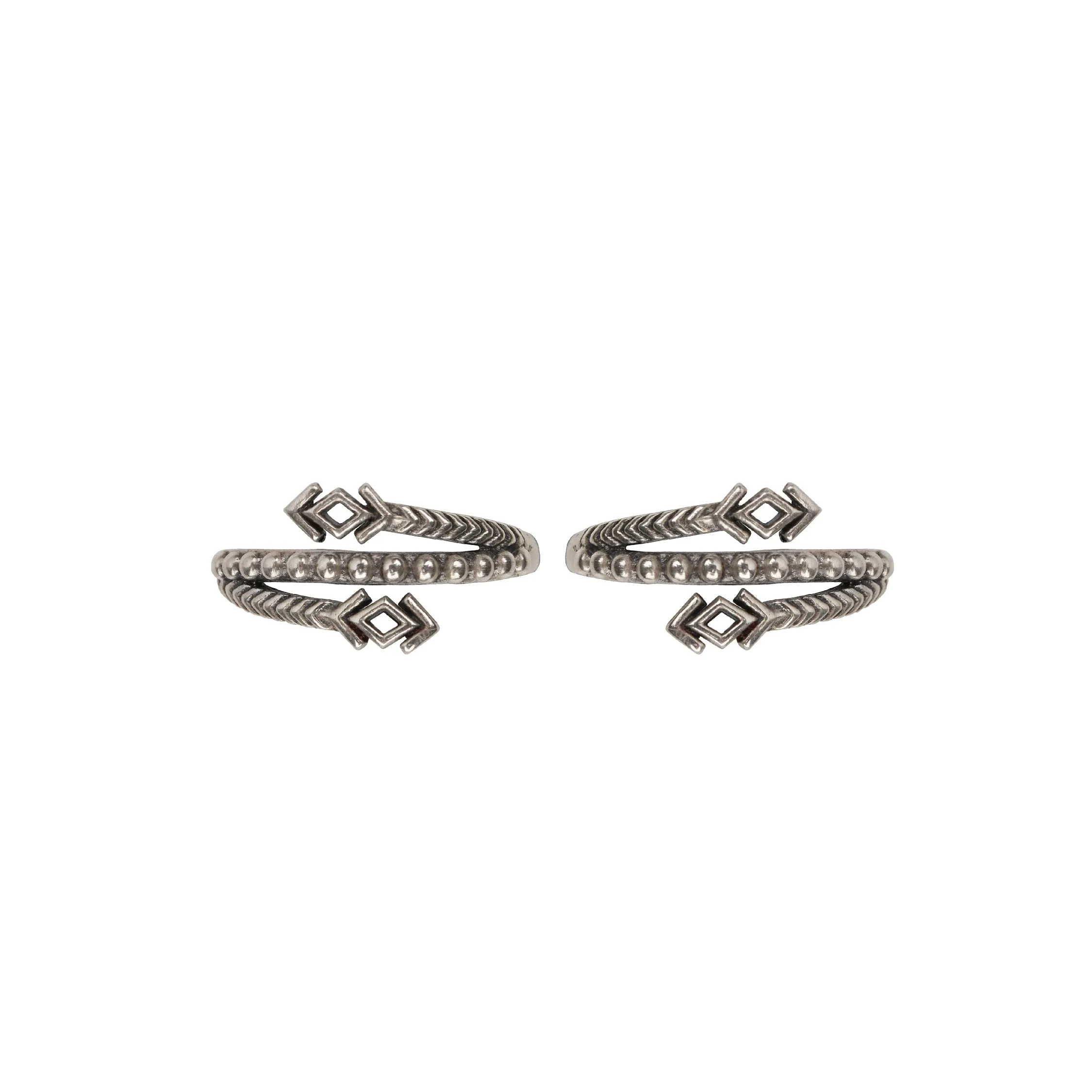 Rekha silver toe ring by Moha